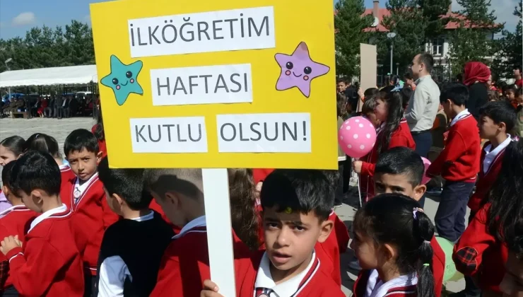 Sarıkamış’ta İlköğretim Haftası Programı Düzenlendi